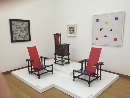 Here is the original chair shown along side some Piet Mondriaan paintings, c 1917. 