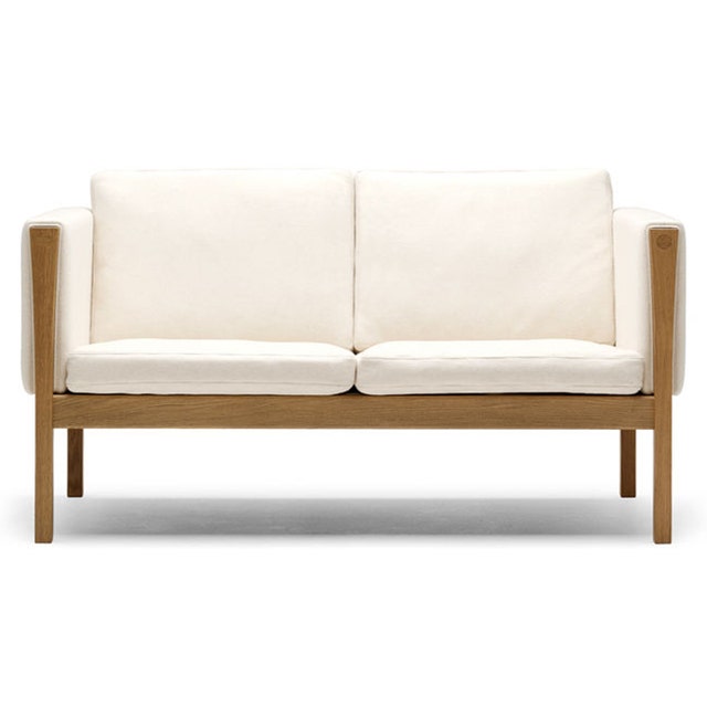 Carl Hansen & Son CH162 Sofa