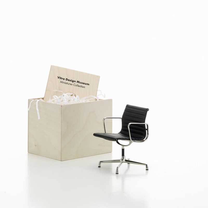 Vitra Miniatures Aluminum Chair