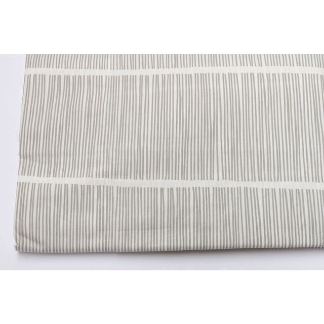 Area Pins Flat Sheet