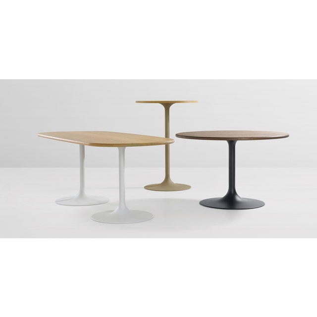 Artifort Clarion Table