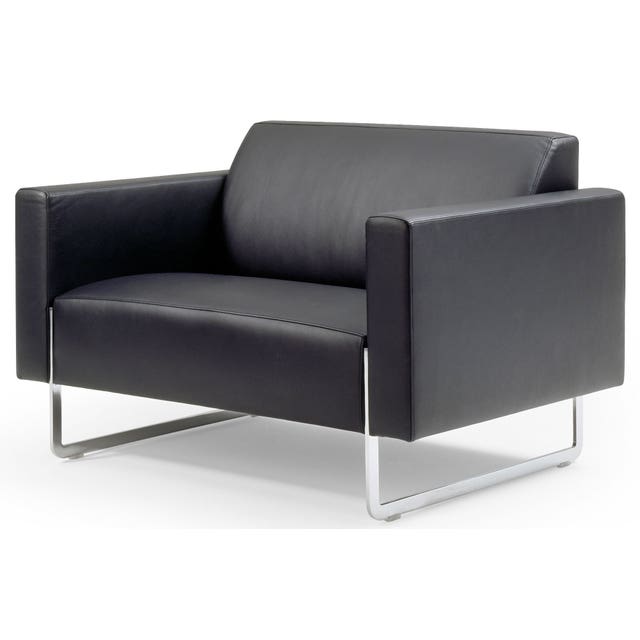 Artifort Mare Fixed Cushion Chair