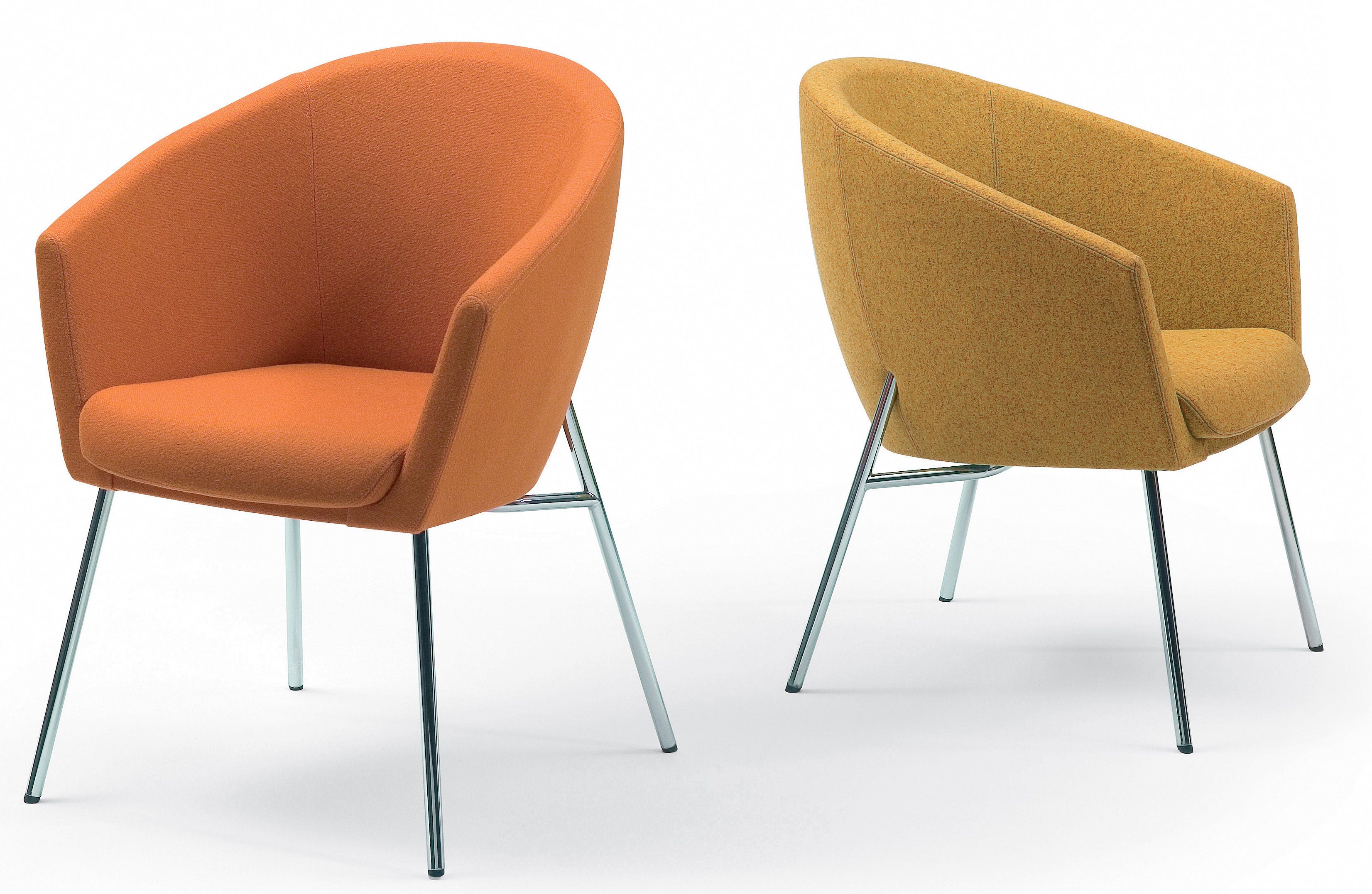 Artifort Megan Armchair - Thumbnail 4
