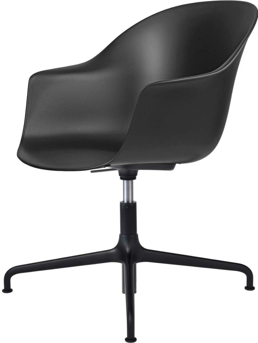 GUBI Bat Height Adjustable 4-Star Base Meeting Chair