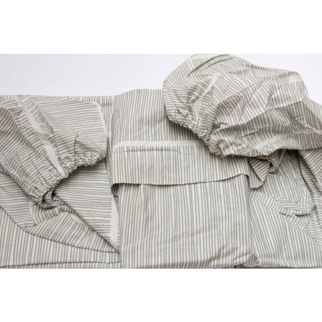 Area Pins Flat Sheet