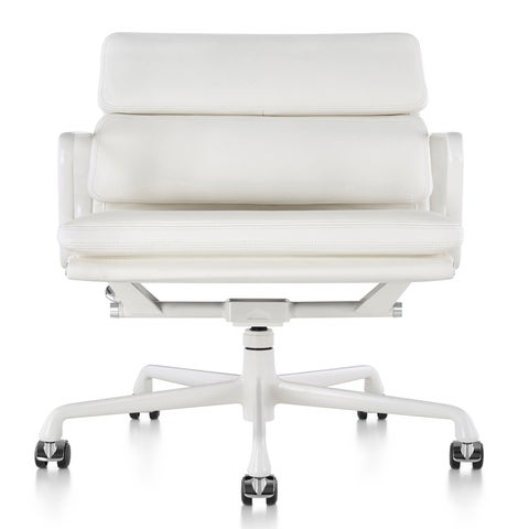 Herman Miller Eames® Soft Pad Management Chair