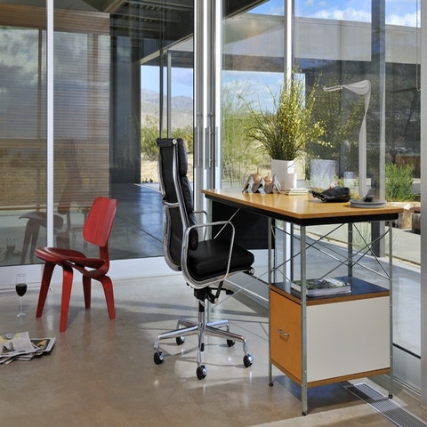 Herman Miller Eames® Soft Pad Executive Chair