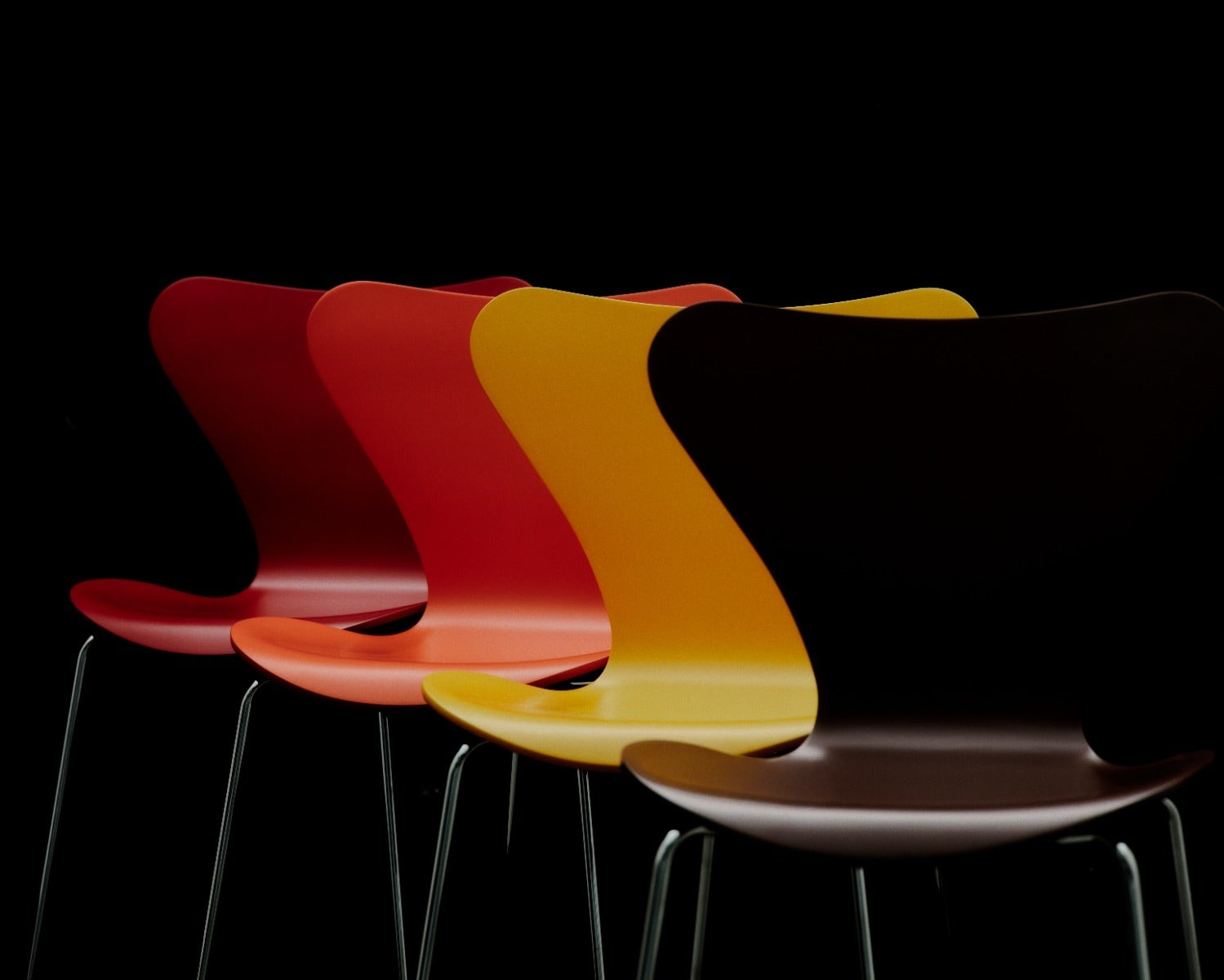 Fritz Hansen Series 7™ x Verner Panton 100