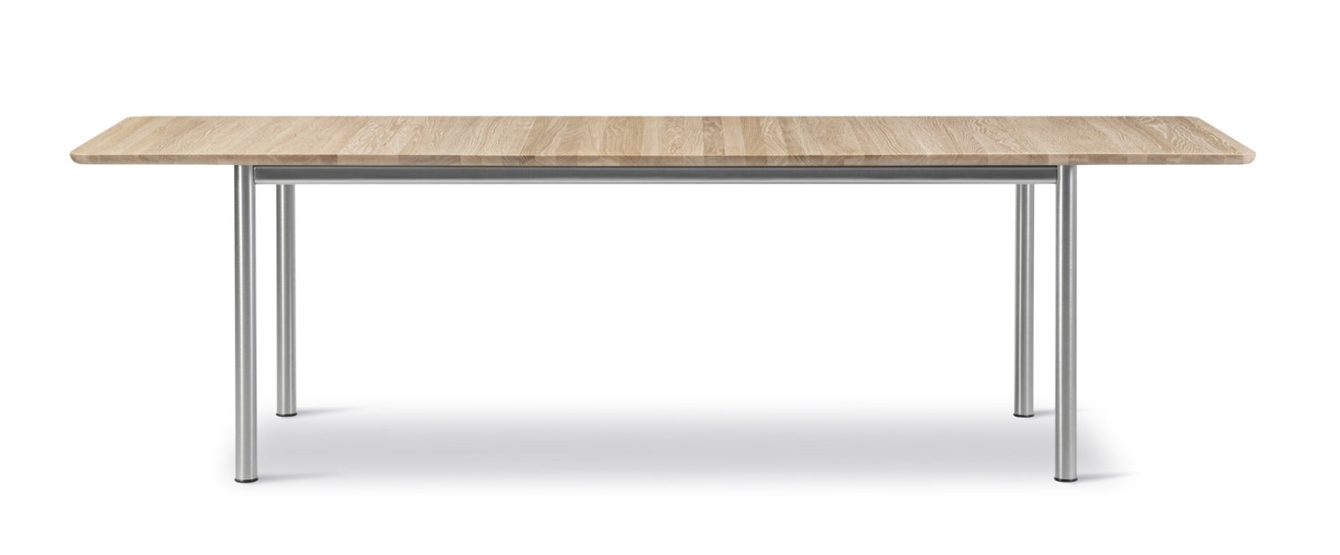 Fredericia Plan Extendable Table