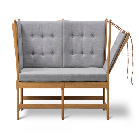 Fredericia Mogensen Spoke-Back Sofa 2 Seater with Buttons