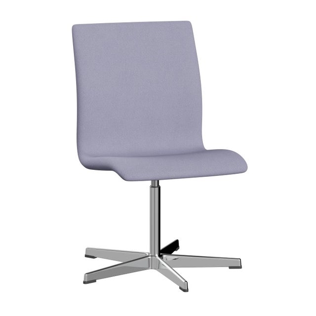 Fritz Hansen Oxford 5-Star Base Low Back Chair