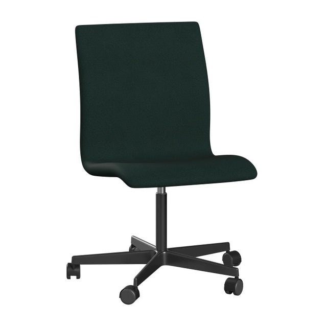 Fritz Hansen Oxford 5-Star Base Low Back Chair with Castors