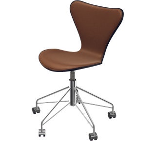 Fritz Hansen Series 7™ Swivel Chair - Front Upholstered