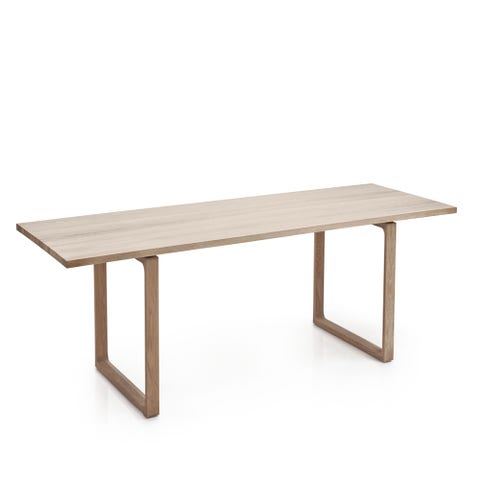 Fritz Hansen Essay™ Table