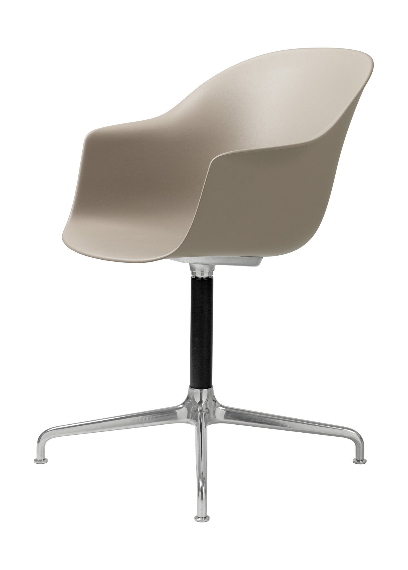 GUBI Bat 4-Star Base Meeting Chair