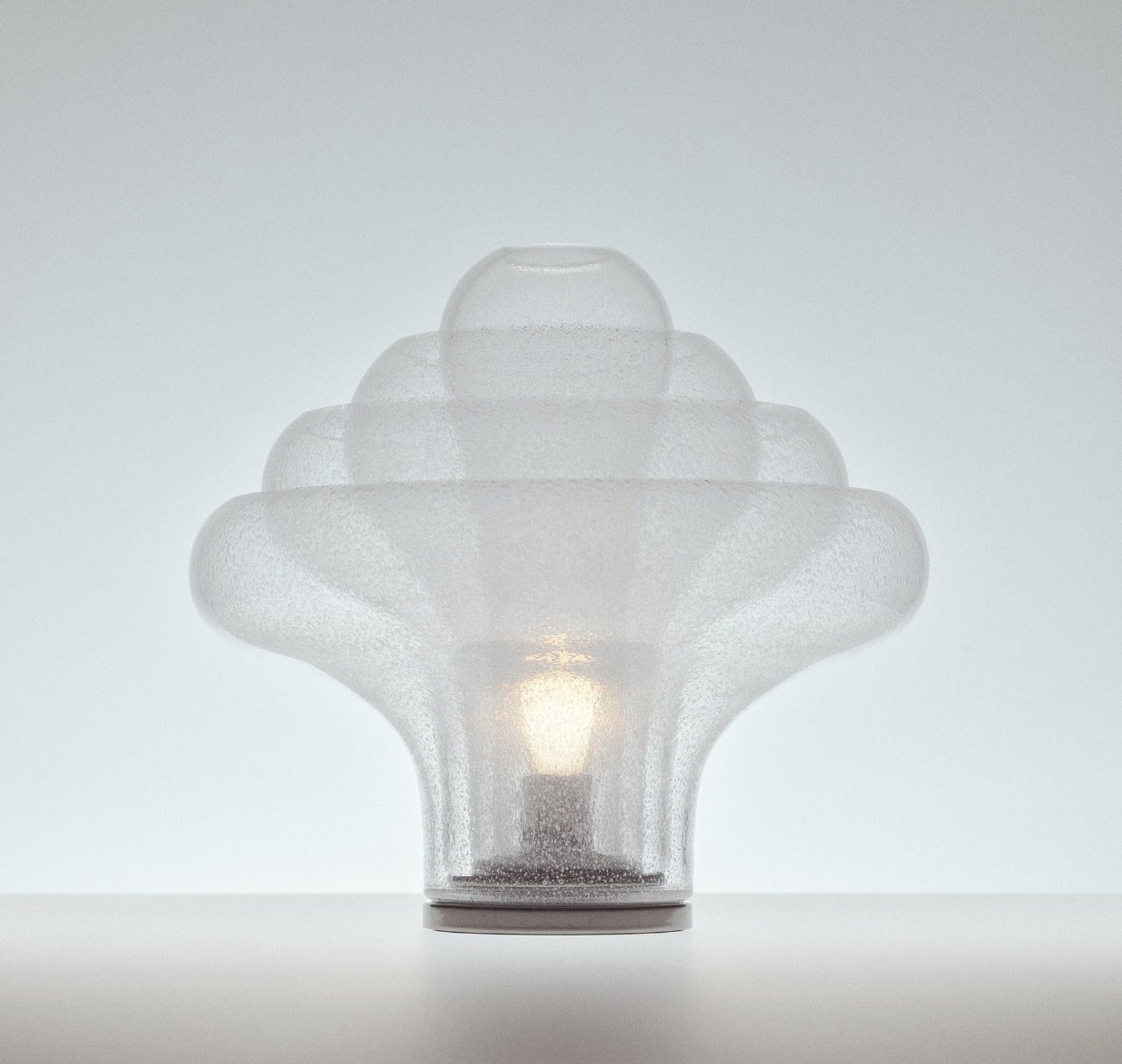 GUBI Lotus Table Lamp