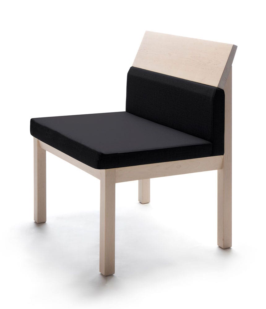 Nikari Seminar Lounge Chair