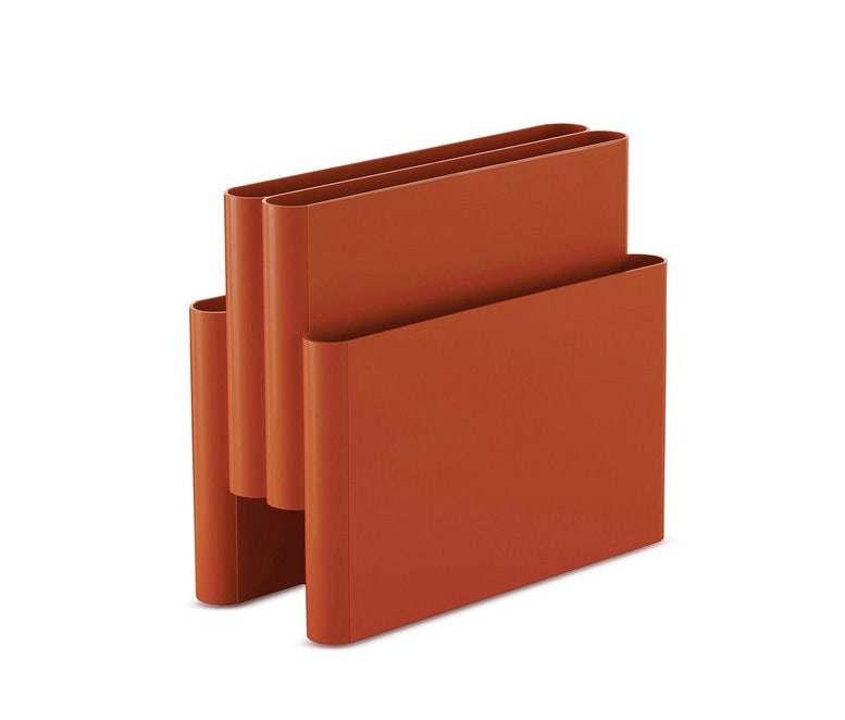 kartell-magazine-racks-am.jpg?