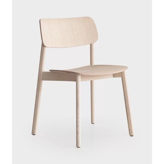 Lapalma Oiva S370 Four Legged Stackable Chair