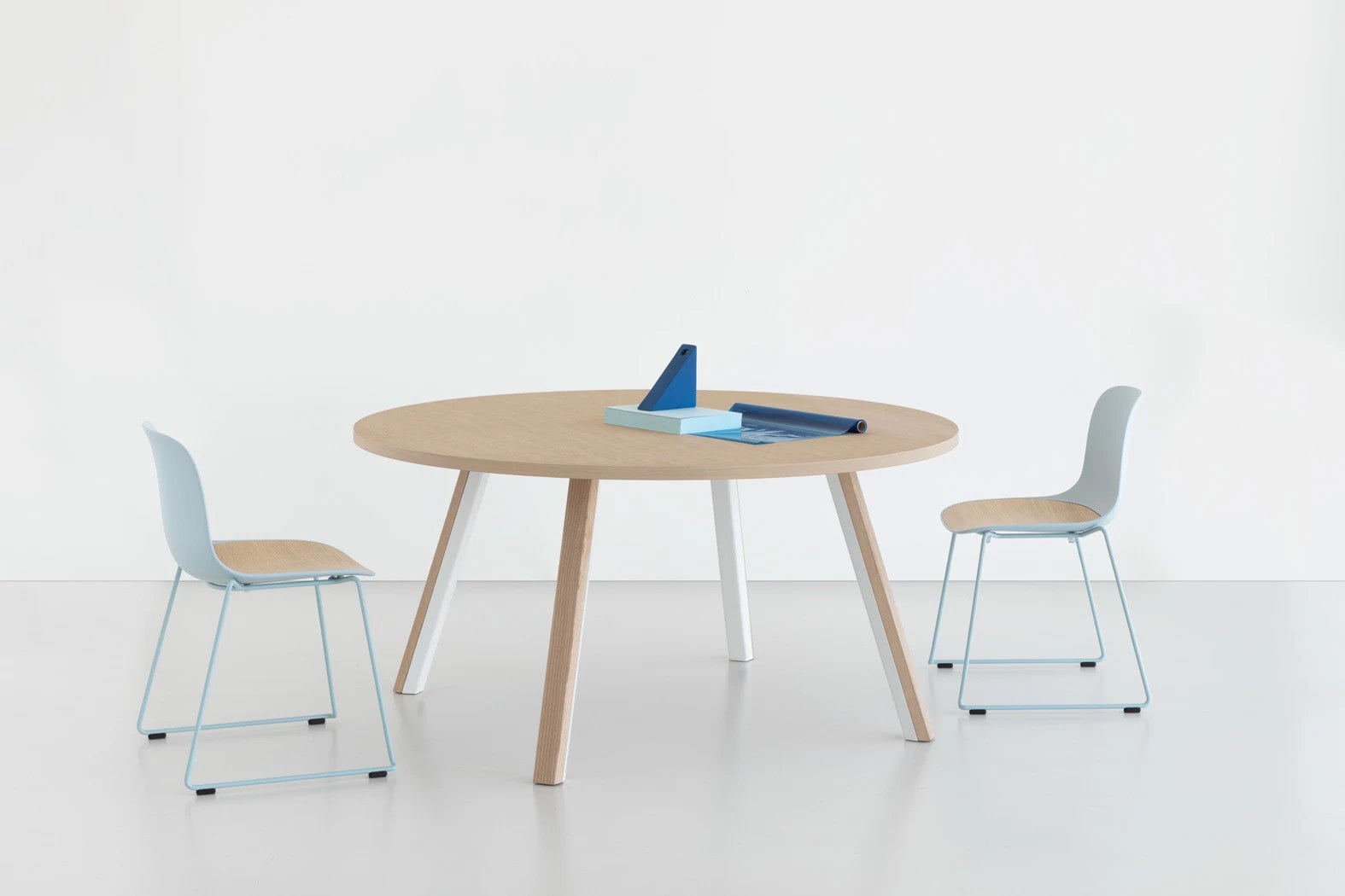 Lapalma Ori Round Table