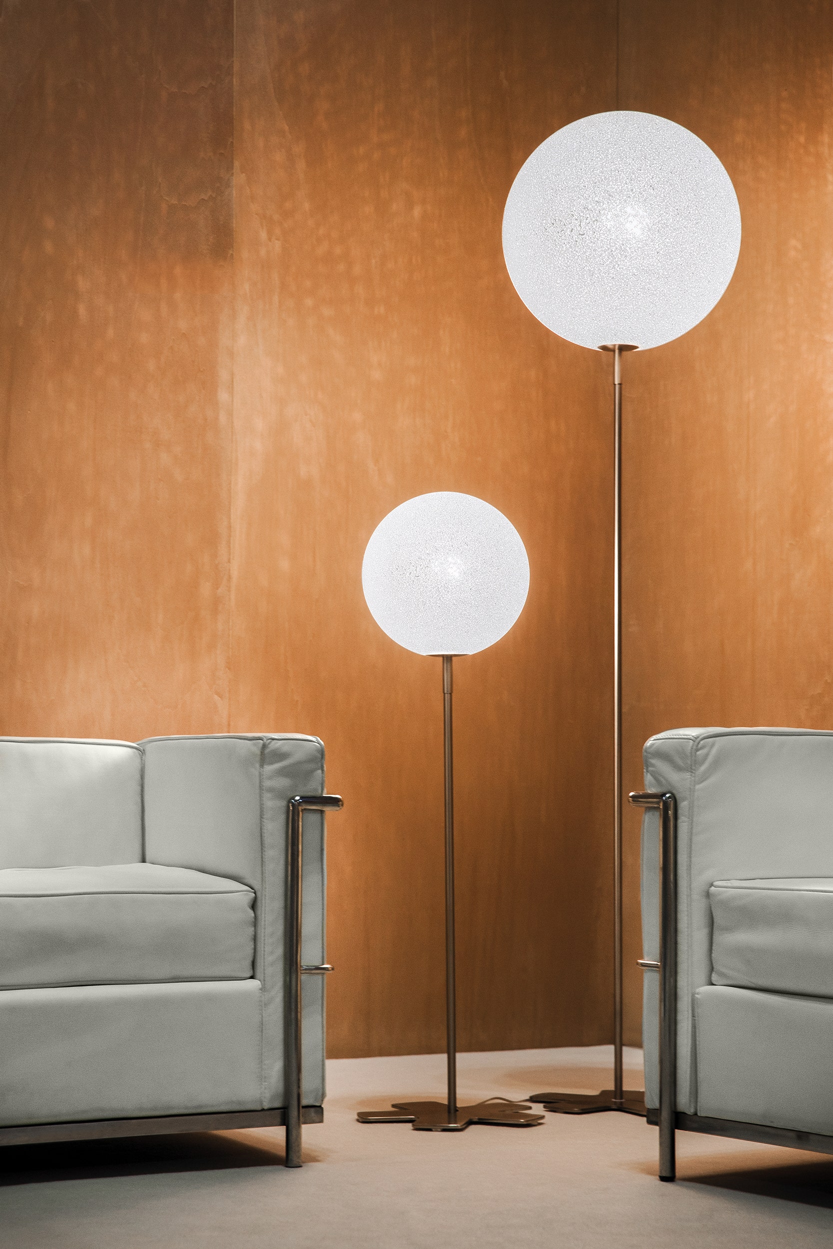 Lumen Center Italia Iceglobe Floor Lamp (45 cm Diameter)