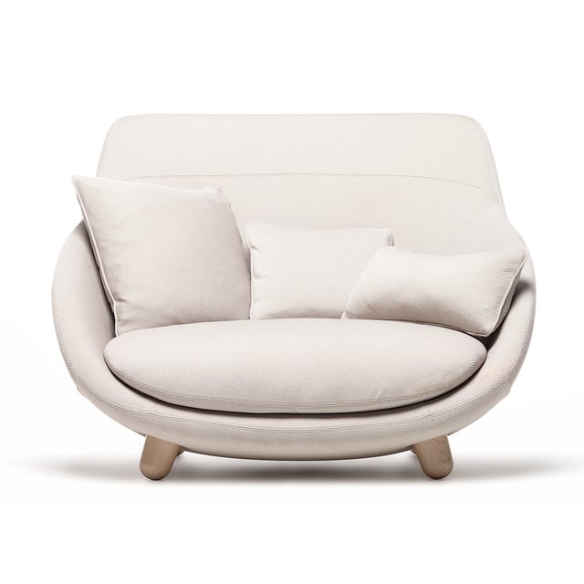 Moooi Love Sofa High Back