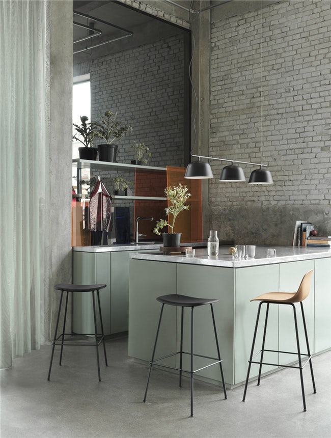 Muuto Fiber Tube Base Bar Stool - Thumbnail 4