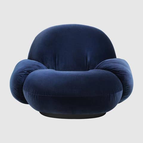 GUBI Pacha Lounge Chair with Armrest - Fully Upholstered