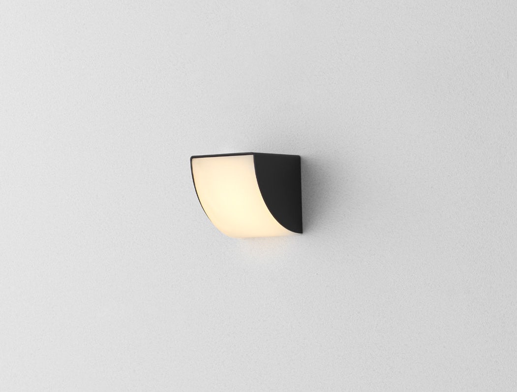 Resident Phase Wall Sconce Lamp