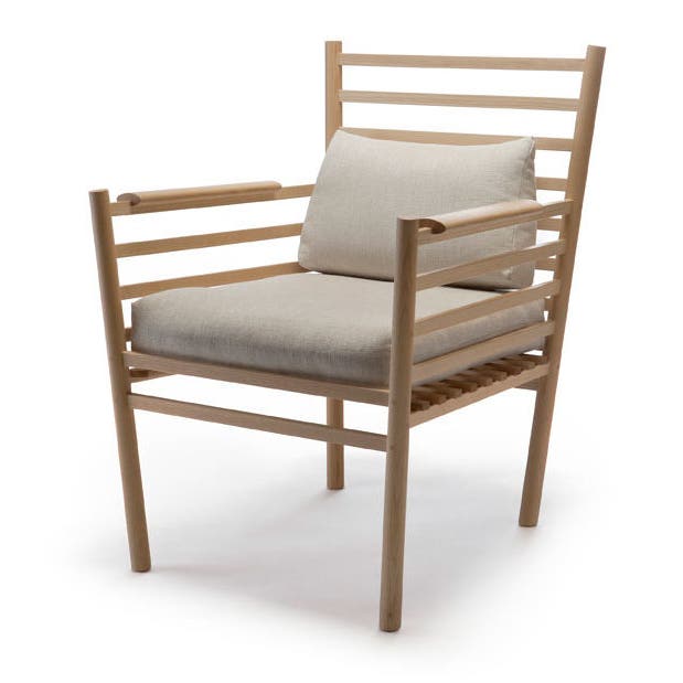 Nikari Arte Lounge Chair