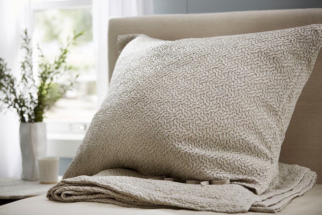 SDH Purists Allegro Platinum Throw