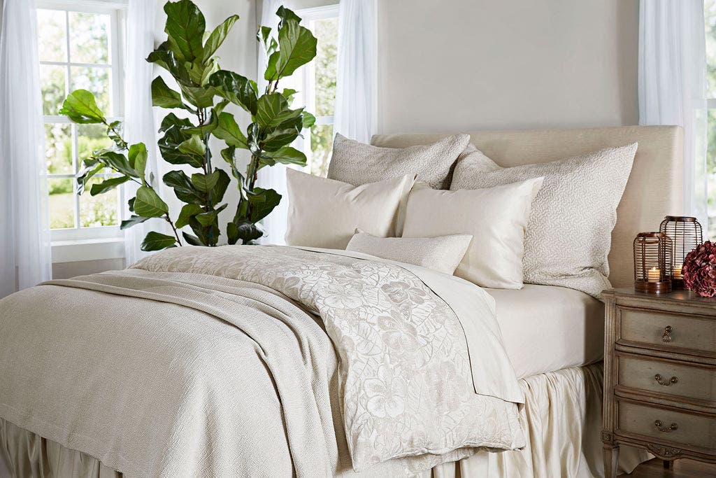 SDH Purists Hibiscus Platinum Sham