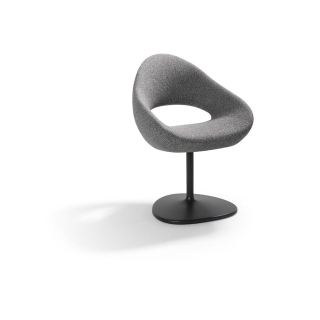 Artifort Shark Cross-Base Chair