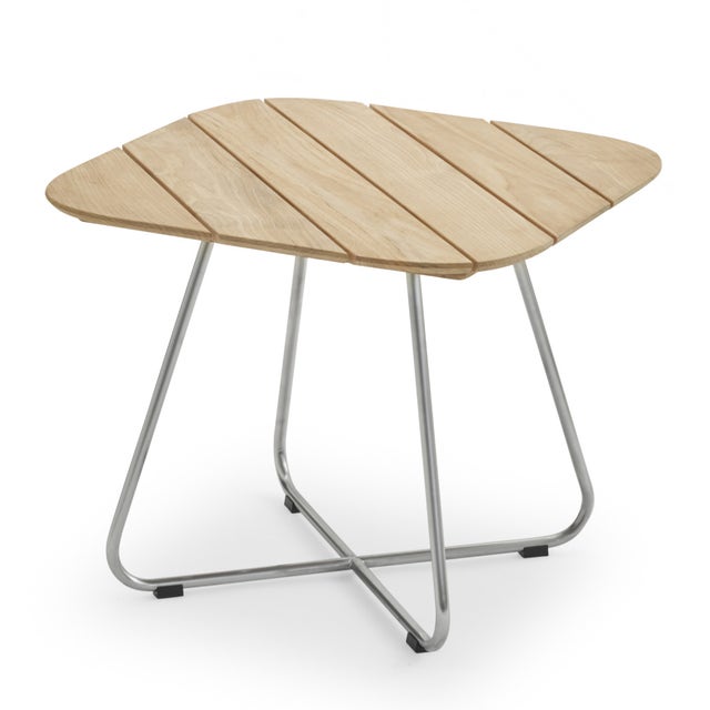Fritz Hansen Lilium Lounge Table