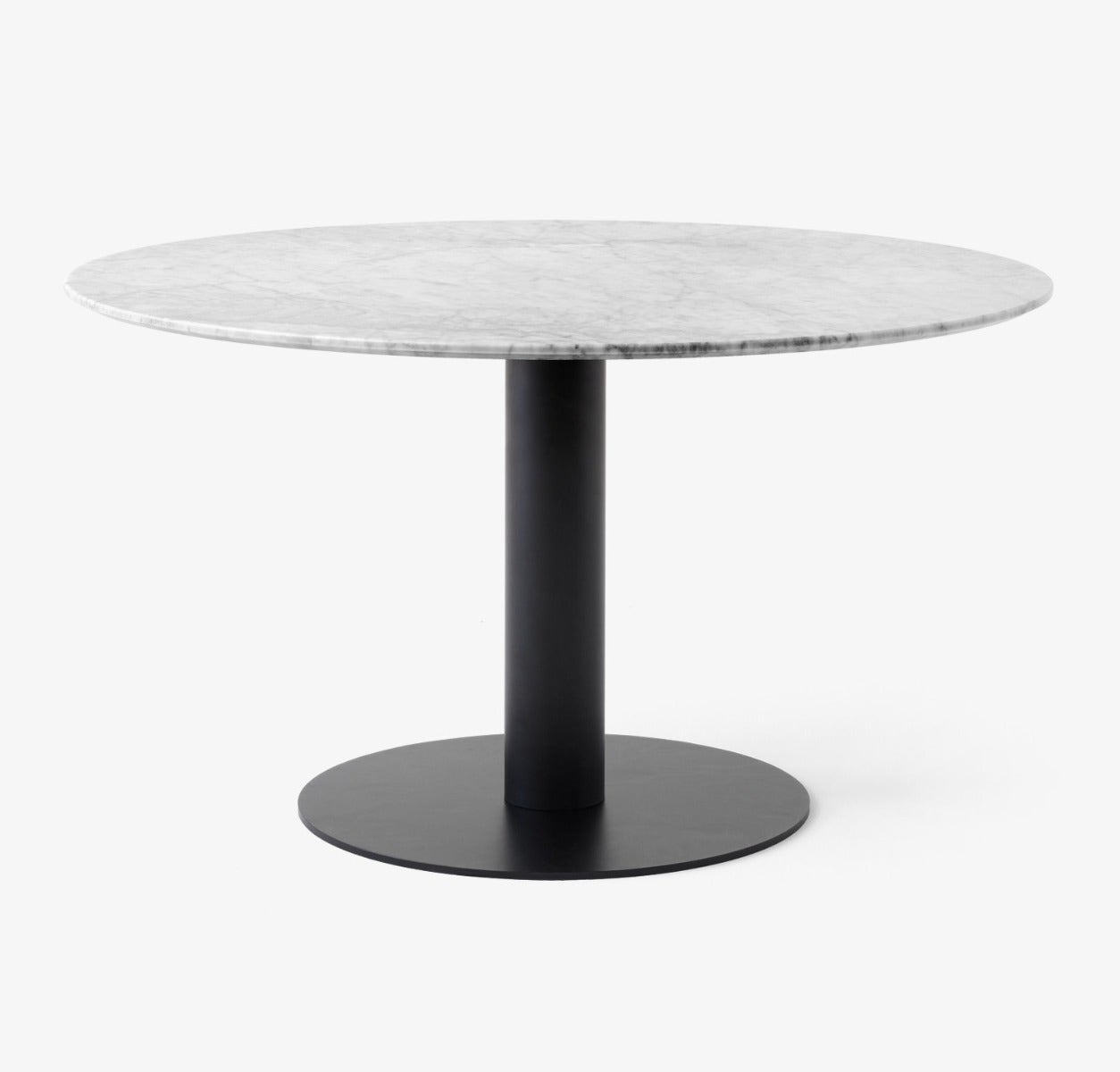 &Tradition In Between SK20 Dining Table