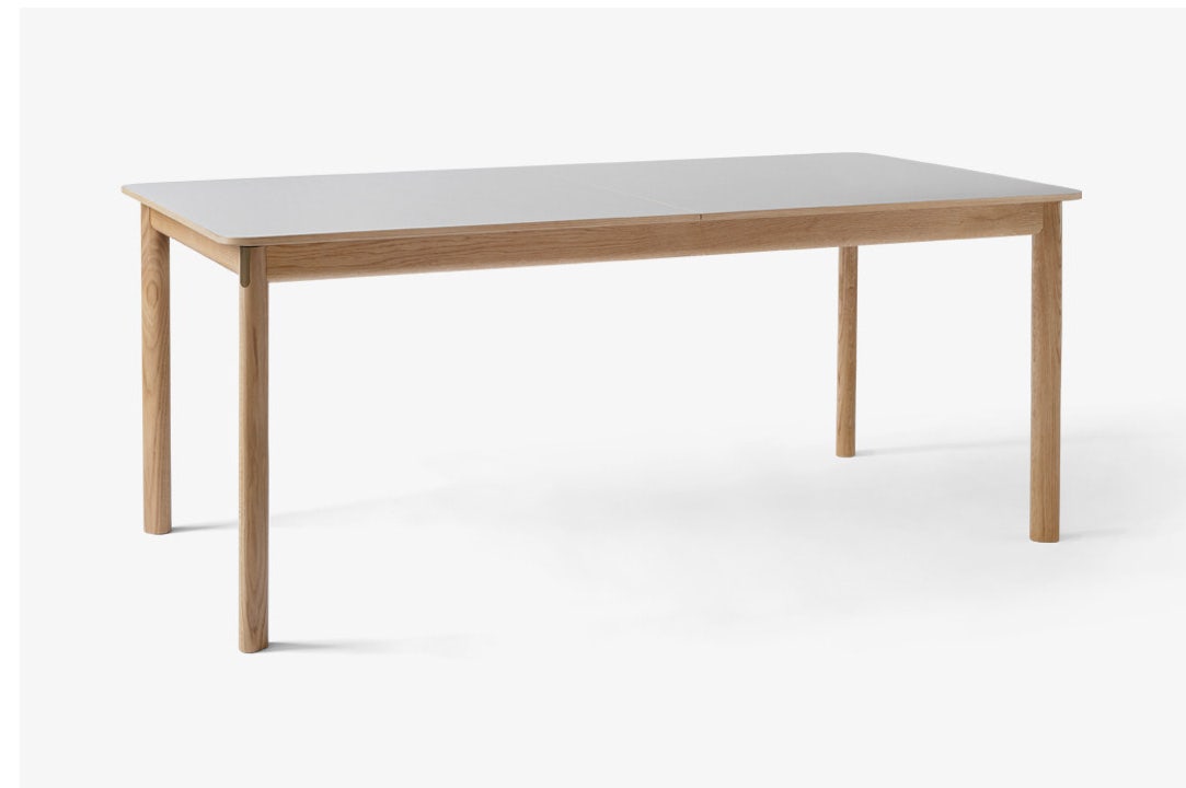 &Tradition Patch HW1 Dining Table