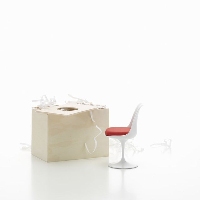 Vitra Miniatures Tulip Chair