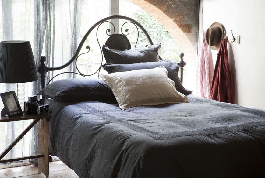 Signoria Viola Lace 300 TC Duvet Cover