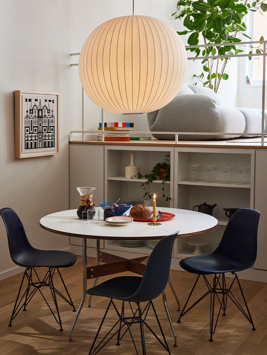 Herman Miller Eames Wire Base Low Table - Herman Miller
